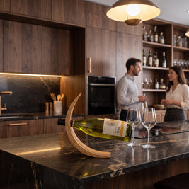 Levité Wine Holder