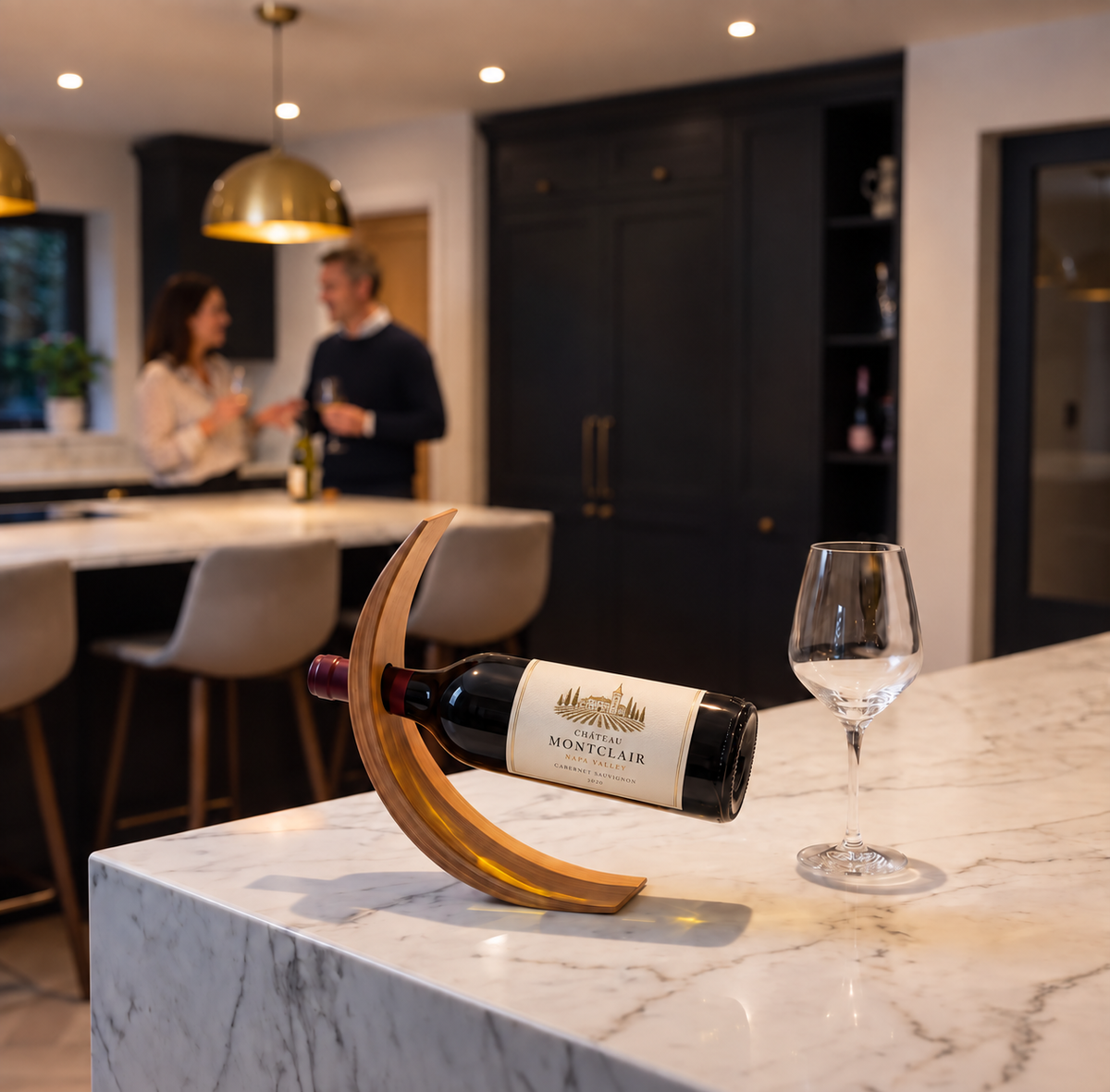 Levité Wine Holder